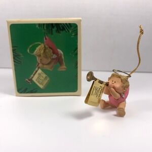 Hallmark 1984 Vintage Musical Angel Ornament New in Original Box - New Old Stock